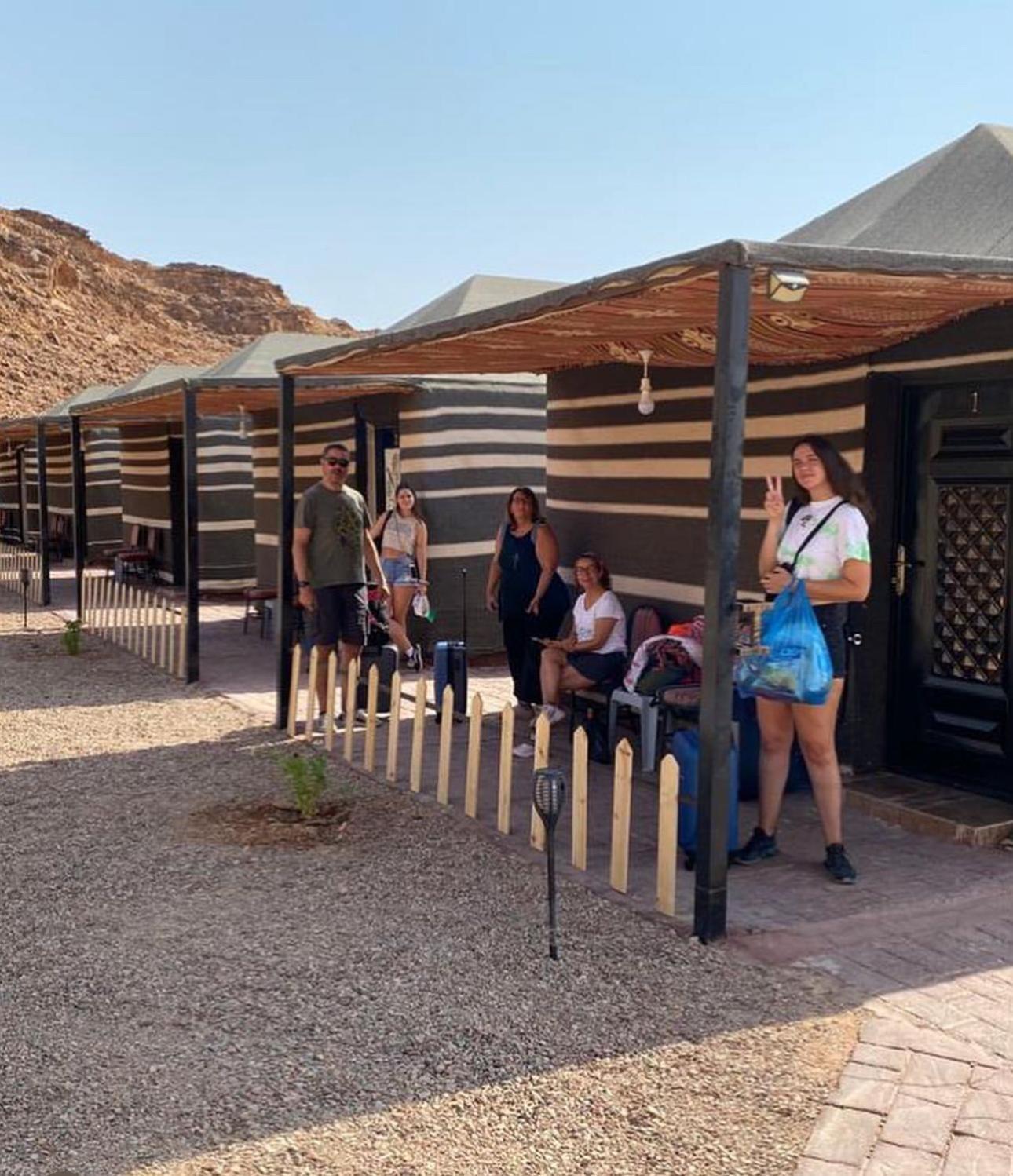 Hotel Rayyan Bedouin Life Camp Wadi Rum Esterno foto